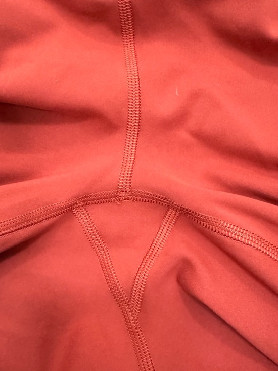 Lululemon Wunder train HR tight size 6 with inseam 28” Legging Cayenne - Picture 5 of 8